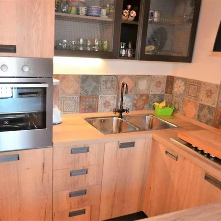 S.croce Apt. Close To Prato Della Valle Διαμέρισμα